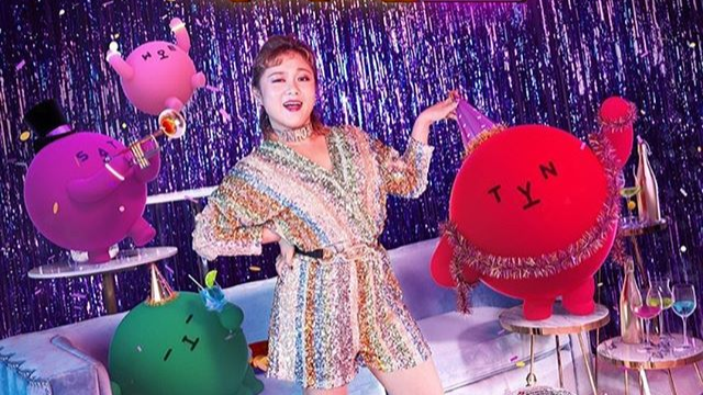 朴娜莱秀海报剧照