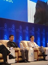 2016中国[深圳]it领袖峰会海报剧照